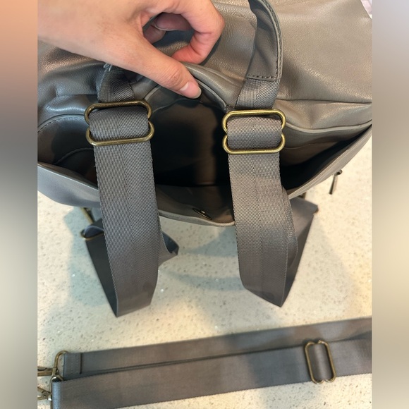 FAWN DESIGN The Original Diaper Bag - Picture 4 of 11